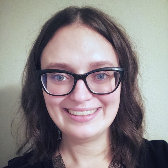 Meet your Posher, Tonya - Picture 2 of 3